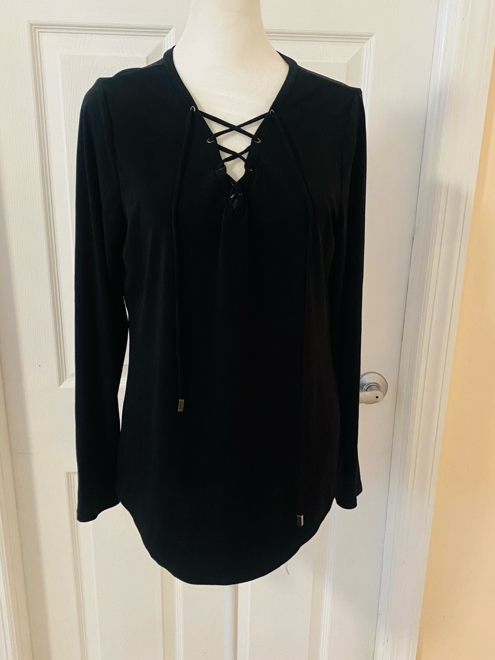 Worthington lace up blouse size m